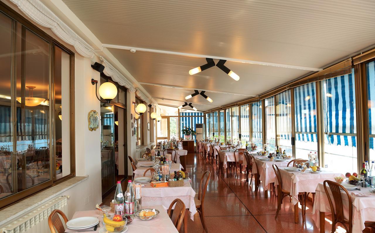 Casa Fatebenefratelli Hotel วาราซเซ ภายนอก รูปภาพ