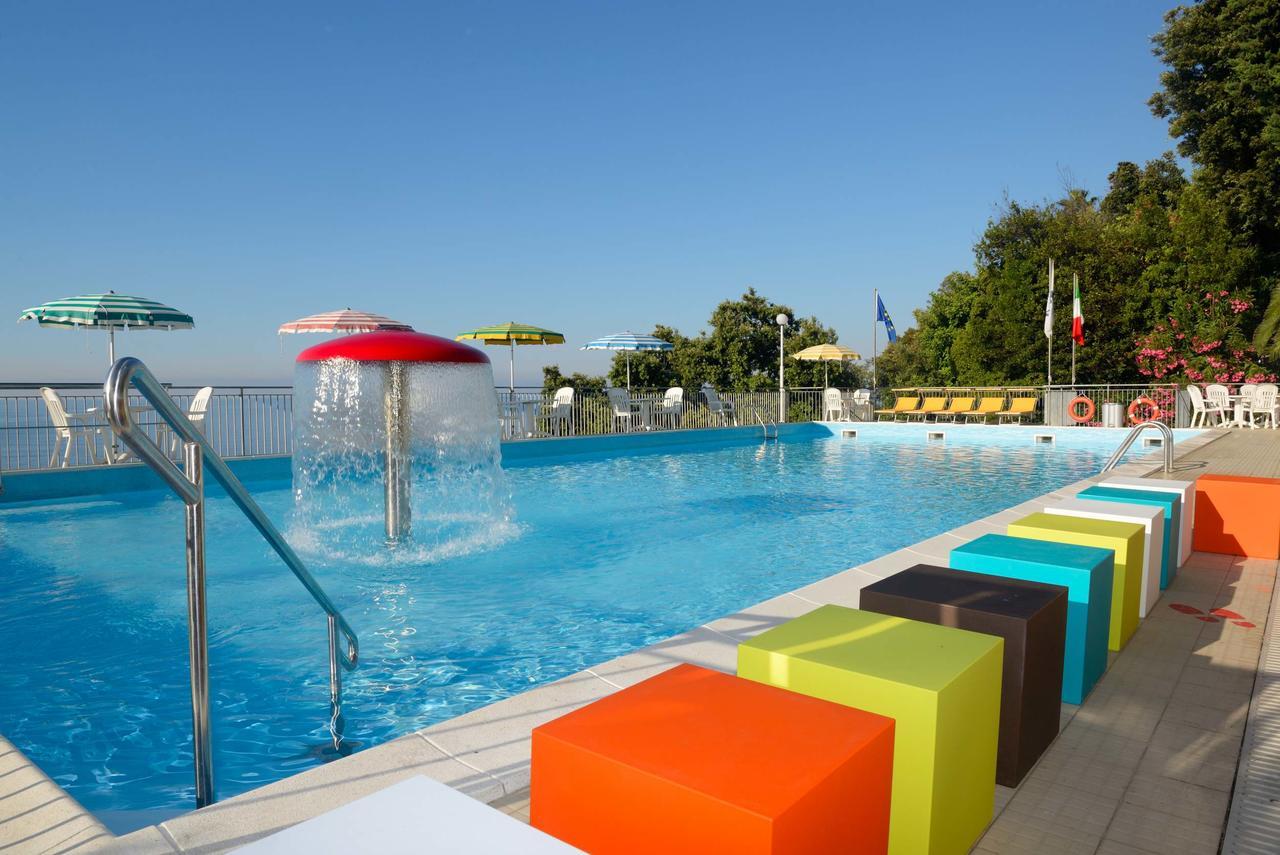 Casa Fatebenefratelli Hotel วาราซเซ ภายนอก รูปภาพ