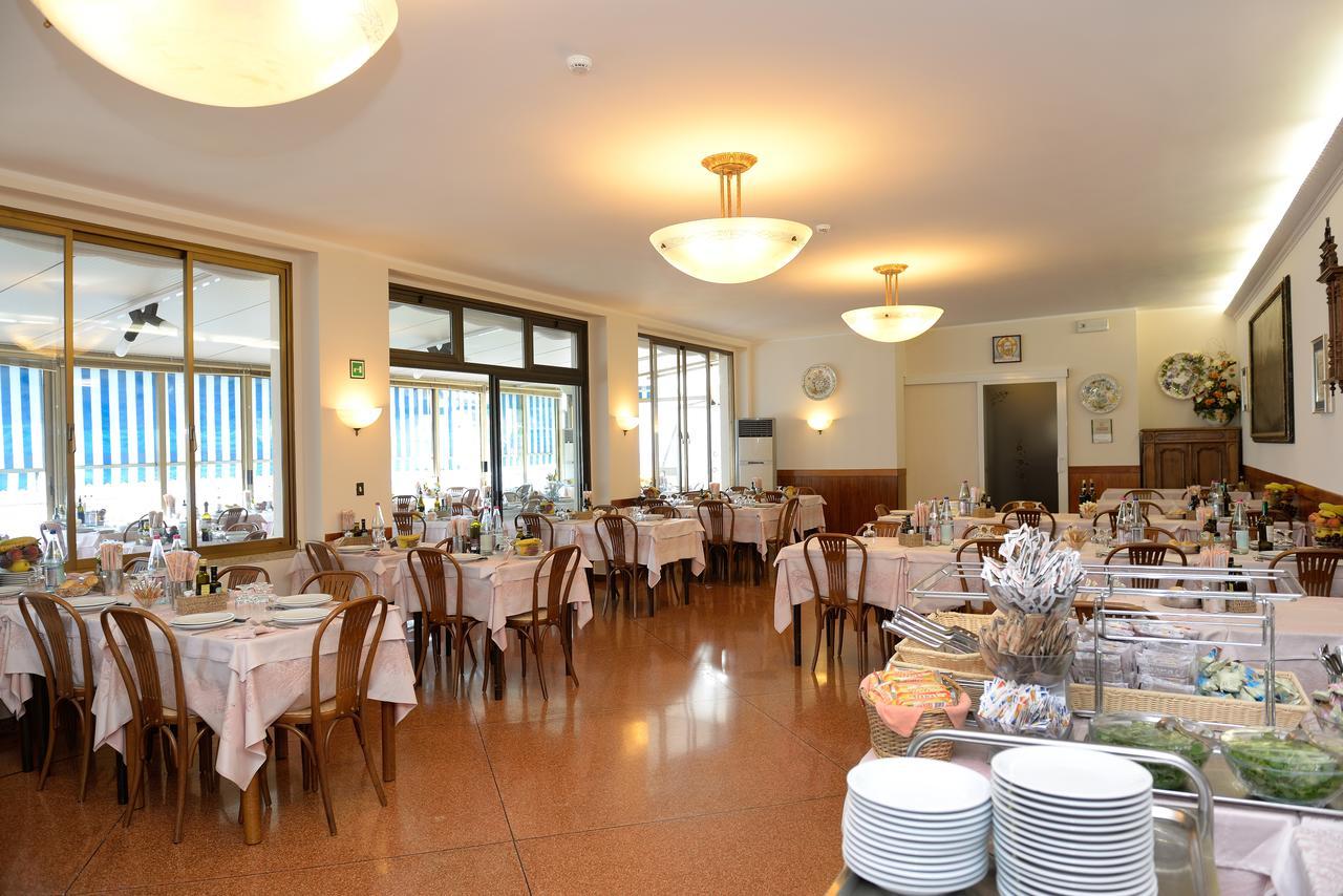 Casa Fatebenefratelli Hotel วาราซเซ ภายนอก รูปภาพ